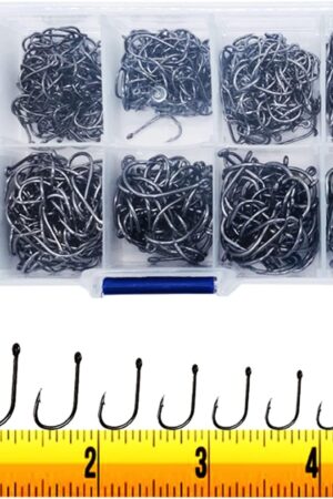300PCS Small High-Carbon Steel Barbed Fishing Hooks with Holes, 10 Specifications of Fishing Hooks, Portable Boxed Hooks, Powerful Hooks That Can Adapt to Various Fishing Environments
